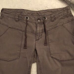 The North Face hiking Bermuda shorts, cotton, taupe, size 2